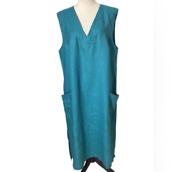 Mondo Bellisimo Dresses & Skirts - Mondo Bellisimo Handmade Teal Blue Linen V Neck Midi Sleeveless Shift Dress NWOT